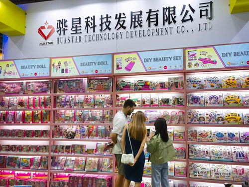 廣交會上 不怕拍照 的玩具展現(xiàn)中國制造實力